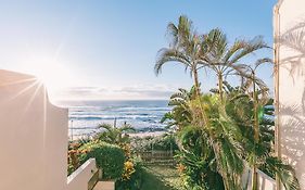 Bronze Beach Villa